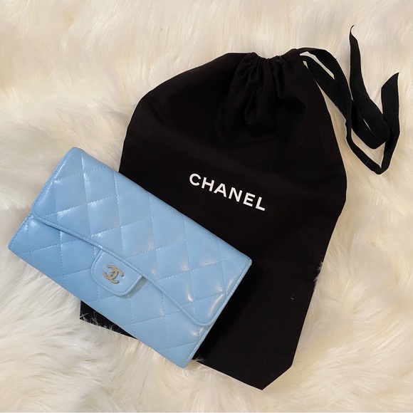 CHANEL Handbags - ᴇᴜᴄ ᴀᴜᴛʜᴇɴᴛɪᴄ ᴄʜᴀɴᴇʟ 2005 ᴍᴀᴛᴇʟᴀꜱꜱᴇ ʟᴀᴍʙꜱᴋɪɴ Qᴜɪʟᴛᴇᴅ ʟᴏɴɢ ꜰʟᴀᴘ ᴡᴀʟʟᴇᴛ